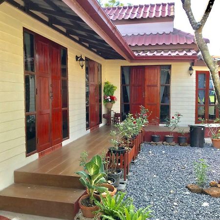 Ferienwohnung Grandma'S House Nakhon Nayok Exterior foto