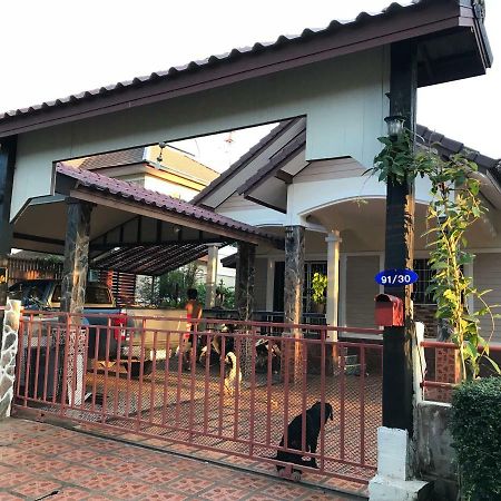 Ferienwohnung Grandma'S House Nakhon Nayok Exterior foto